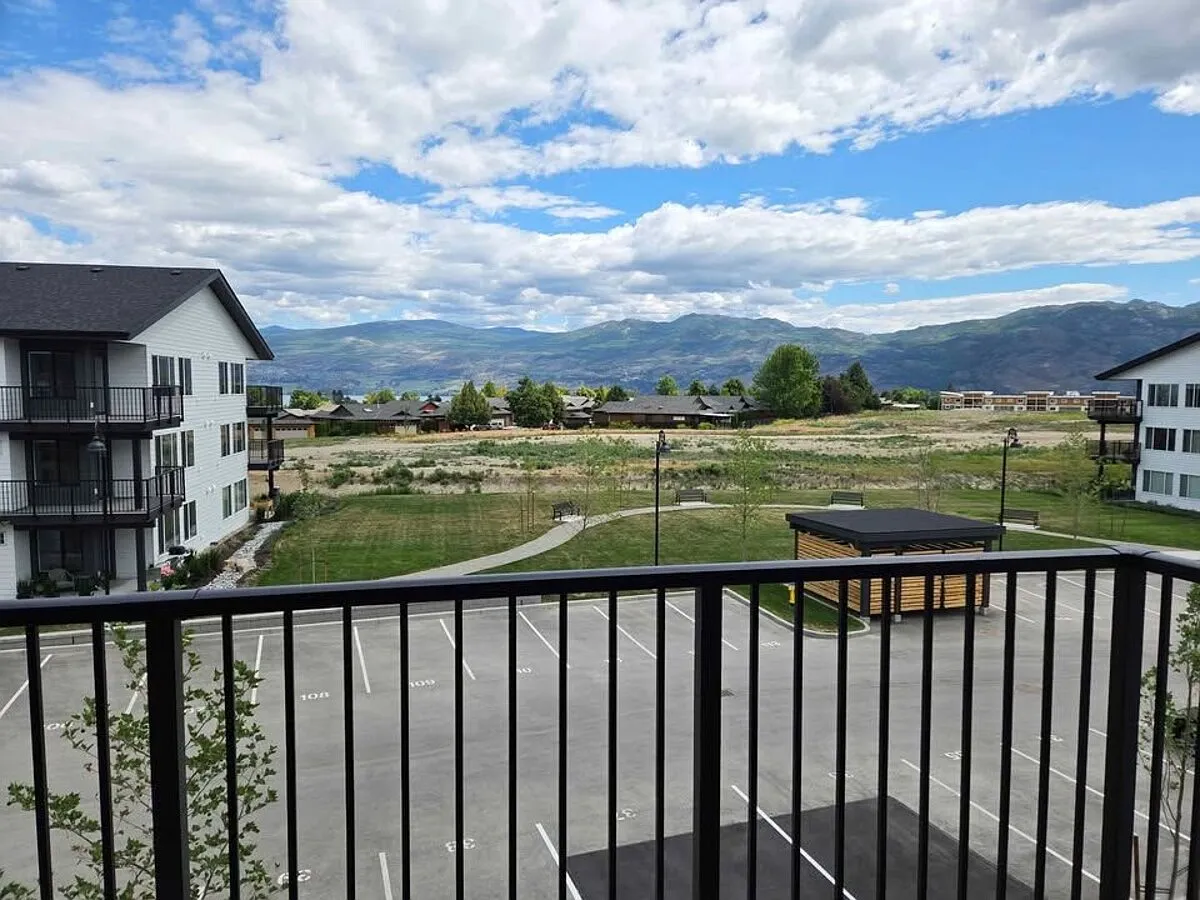 1 bed, 808 sqft, $1,800 — Photo 4