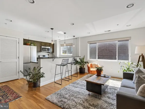 804 Taylor St NW APT 305, Washington, DC 20011