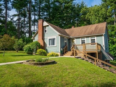 2 Hillcrest Dr, Wilbraham, MA, 01095