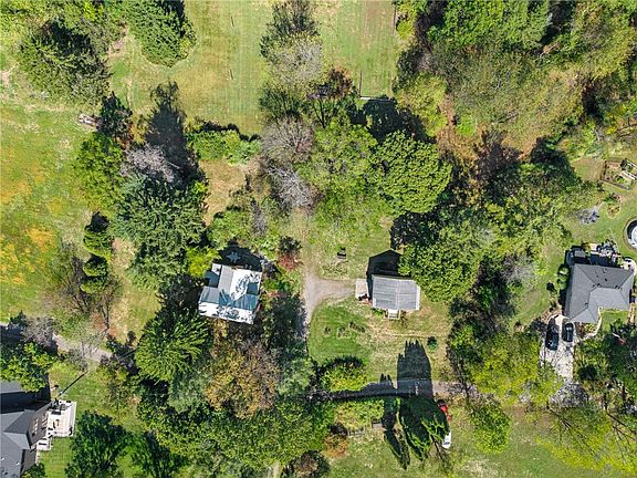 5th image of 4296 Rosanna Dr