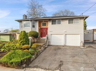 10606 SE 226th St, Kent, WA