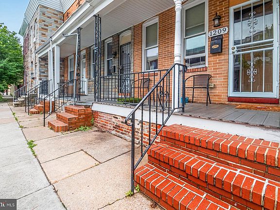4th image of 1209 Cleveland St