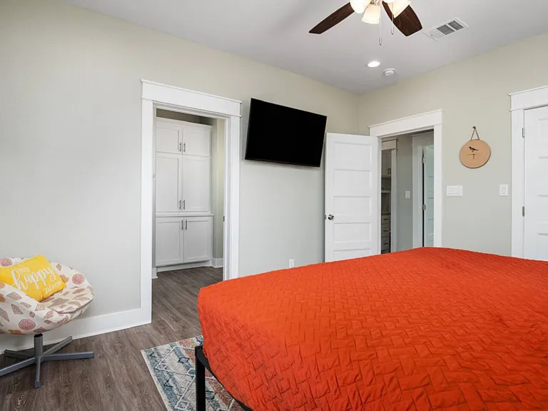 Gulf Shores Dr — Photo 9