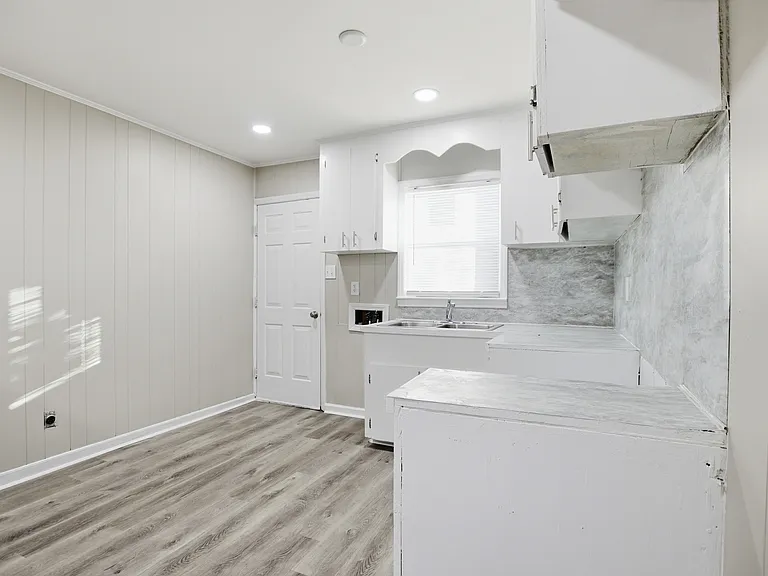 107 Friedheim Rd — Photo 8