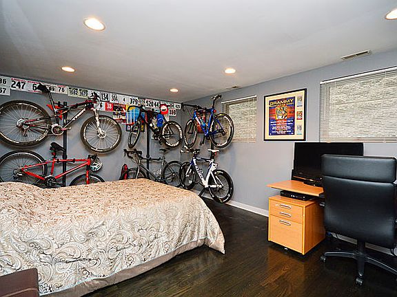 5th image of 664 N Peoria St #2N