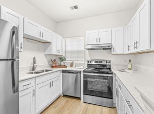 Buffalo Creek Apartments, Indianapolis, IN 46227