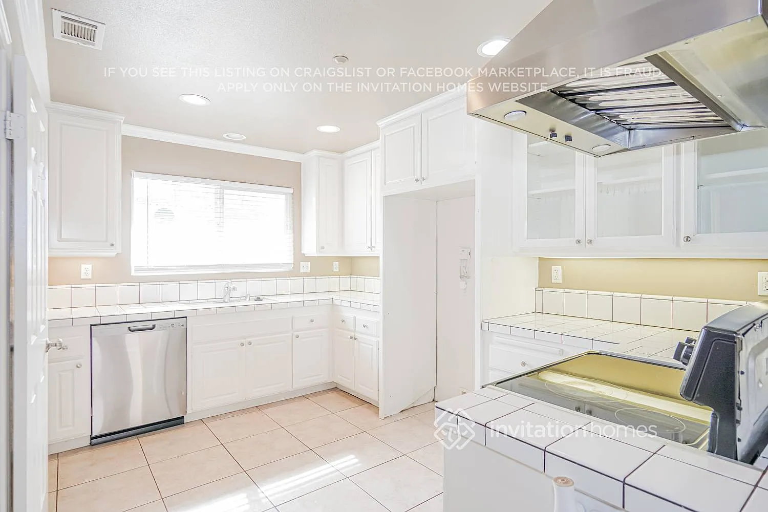 1315 E Mission Rd Fallbrook, CA 92028 — Photo 4