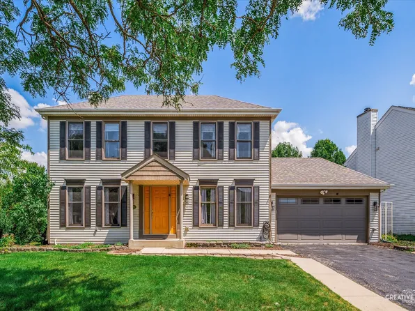 973 Wedgewood Ln, Aurora, IL 60506