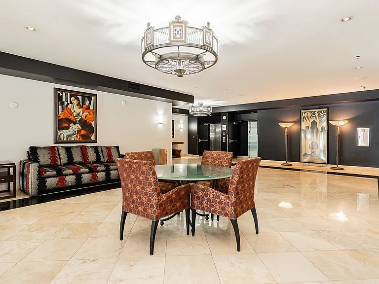 360 E Desert Inn Rd #1502 — Photo 6