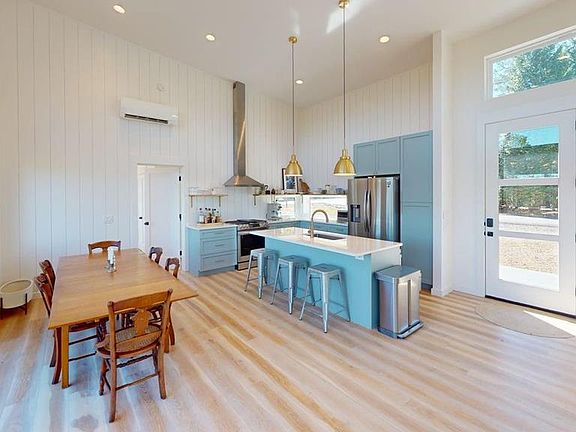 5th image of 458 Brannon Rdg