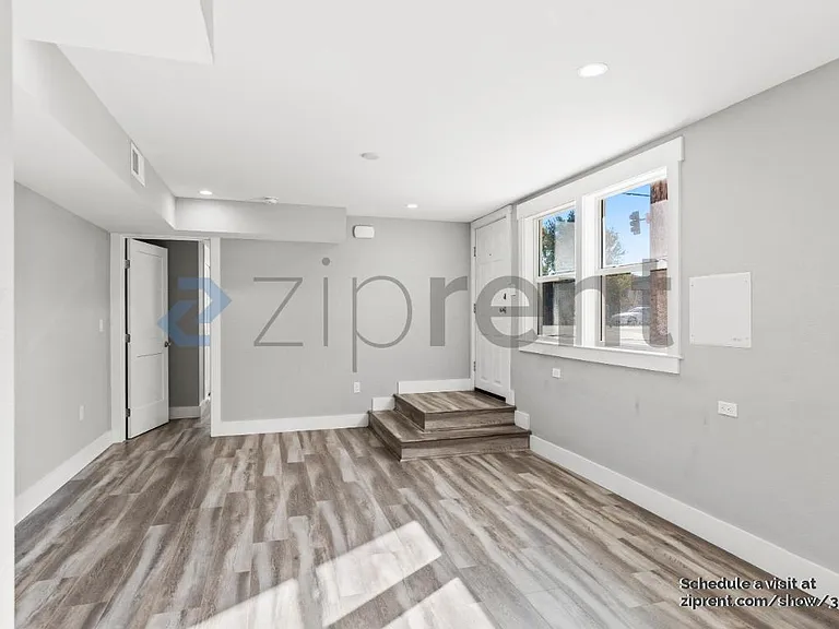 1701 Broadway #A — Photo 4