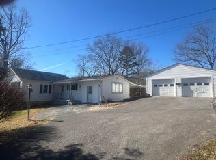 4248 Parr Rd, Salem, VA 24153