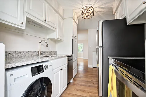 200 S Lucerne Cir E #5 Photo 1