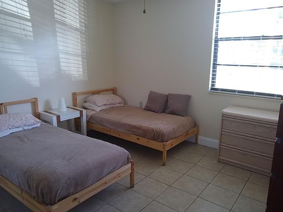 4th image of 1504 Whitehall Dr APT 102