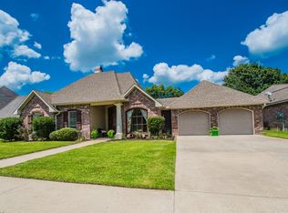 204 Archangel Dr, Lafayette, LA 70508