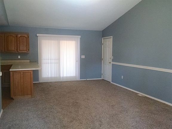 4th image of 56 Capulet Ln