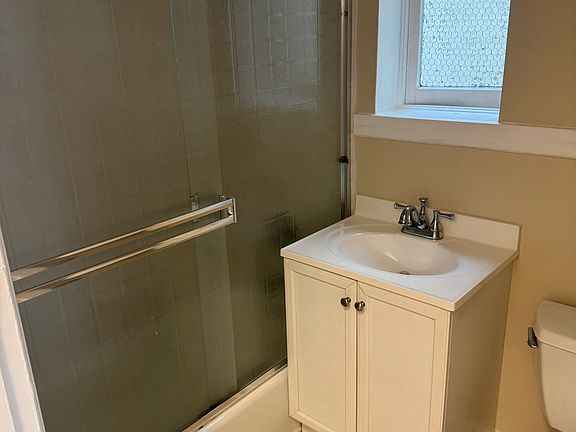 4th image of 4115 Lincoln Way #5