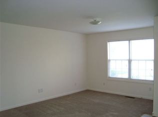2302 Nichols View Ct UNIT 202, Louisville, KY 40215