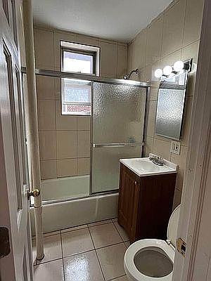 3rd image of 11837 Metropolitan Ave APT 3A