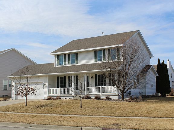2nd image of 3839 Westlawn Dr