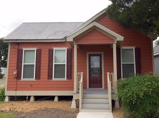 512 2nd St, Rayne, LA 70578