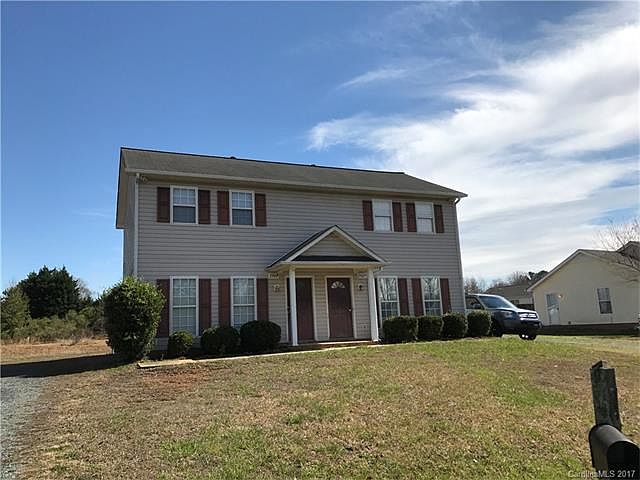 2nd image of 2906 Bobwhite Cir