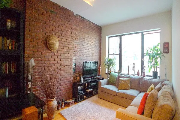 Rented by Level Group | media 28