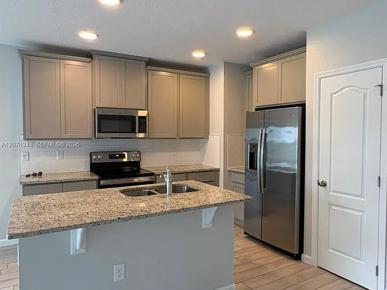 2835 Narcoossee Commons Way — Photo 6