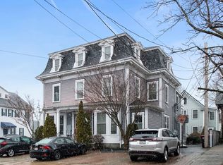 8 Common St APT 4, Stoneham, MA 02180