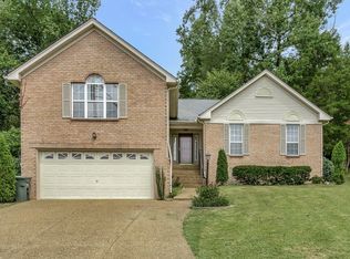 2336 Willesden Green Ct, Hermitage, TN 37076