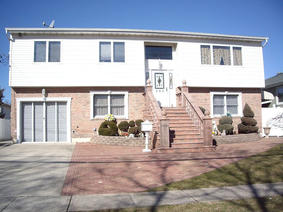 1st image of 306 Anchor Ave