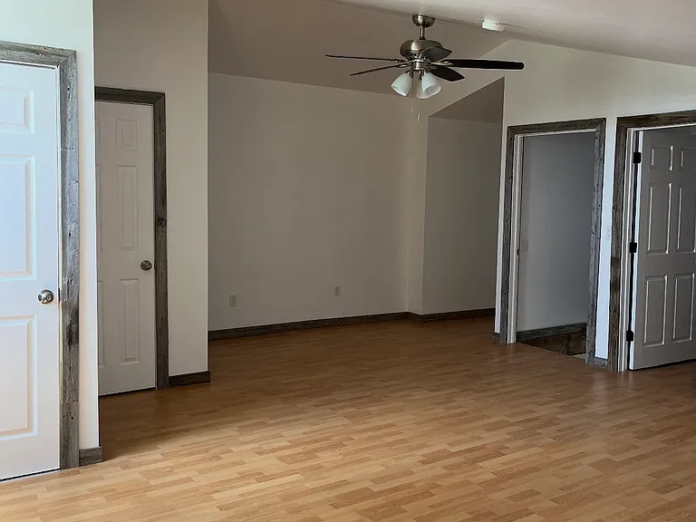 5248 County Road 4508 — Photo 7