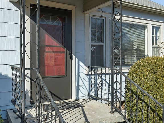 4th image of 1011 Harrison Ave