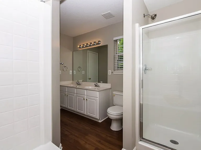 10415 Battle Ct — Photo 14
