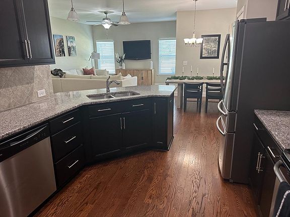 5th image of 1413 Woodside Dr