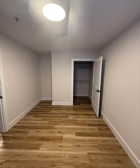 142 N Hines St — Photo 9