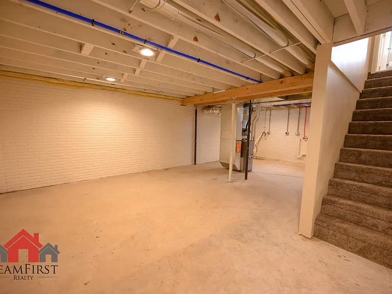 2022 Terry Ln — Photo 23