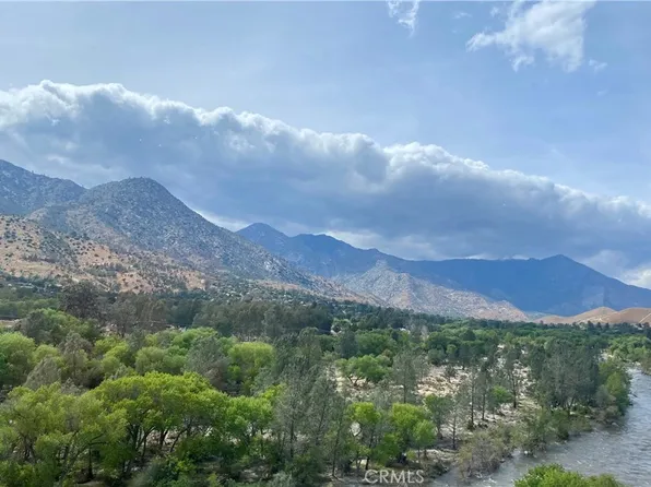 17 Maple Ln, Wofford Heights, CA 93285