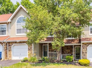 3 Saddle Ct, Tinton Falls, NJ 07753