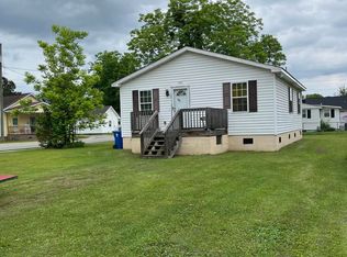 2403 Myrtle St, Winterville, NC 28590