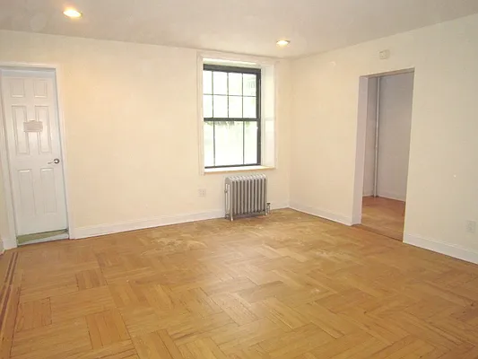 Rented by City Connections Realty | media 16