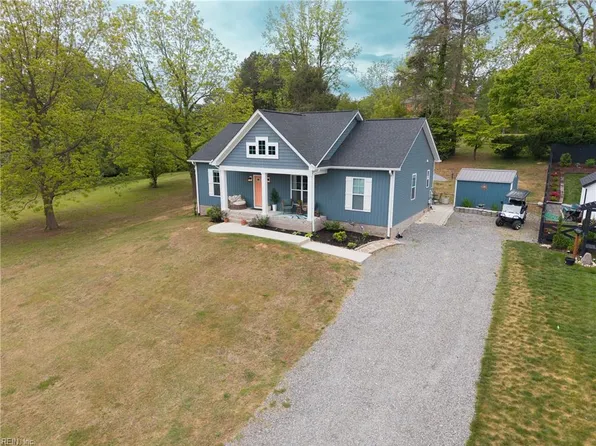 92 Meadow Ln, Urbanna, VA 23175