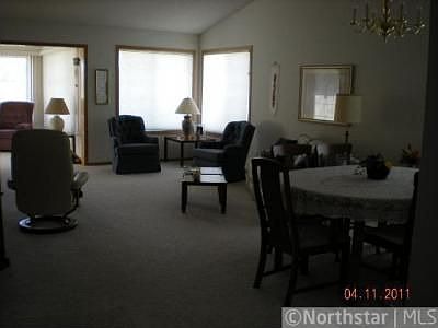 3rd image of 9253 Dunbar Knl N