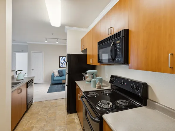 Waterstone Apartments