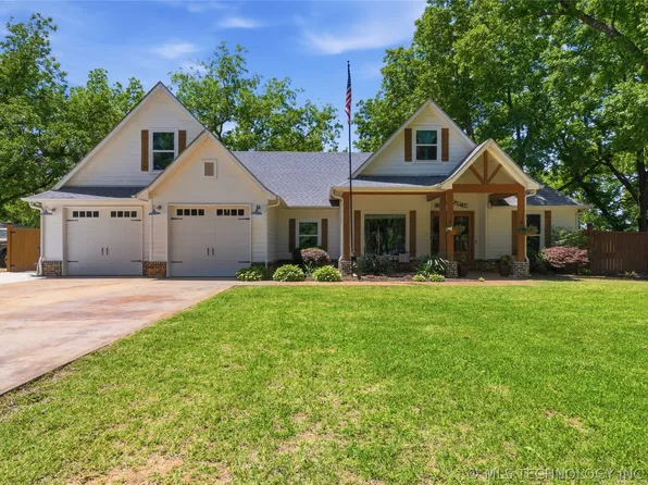 893 N E St #N, Eufaula, OK 74432
