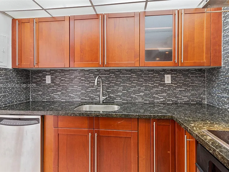 1200 West Ave #515 — Photo 9