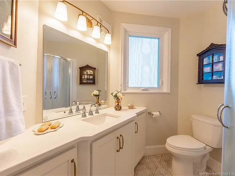 46 Reed Ave — Photo 20
