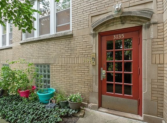 2nd image of 3135 W Leland Ave APT 1E