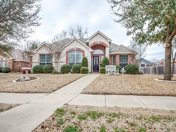 3rd image of 10109 Evergreen Dr