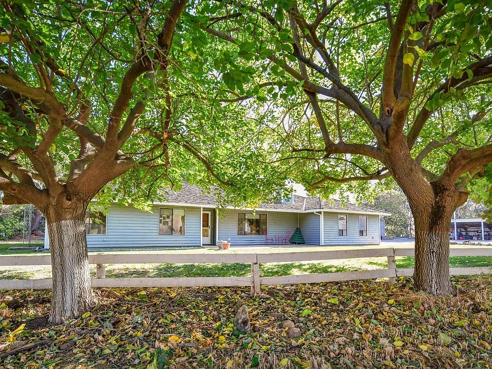 2nd image of 9859 Buena Vista Dr
